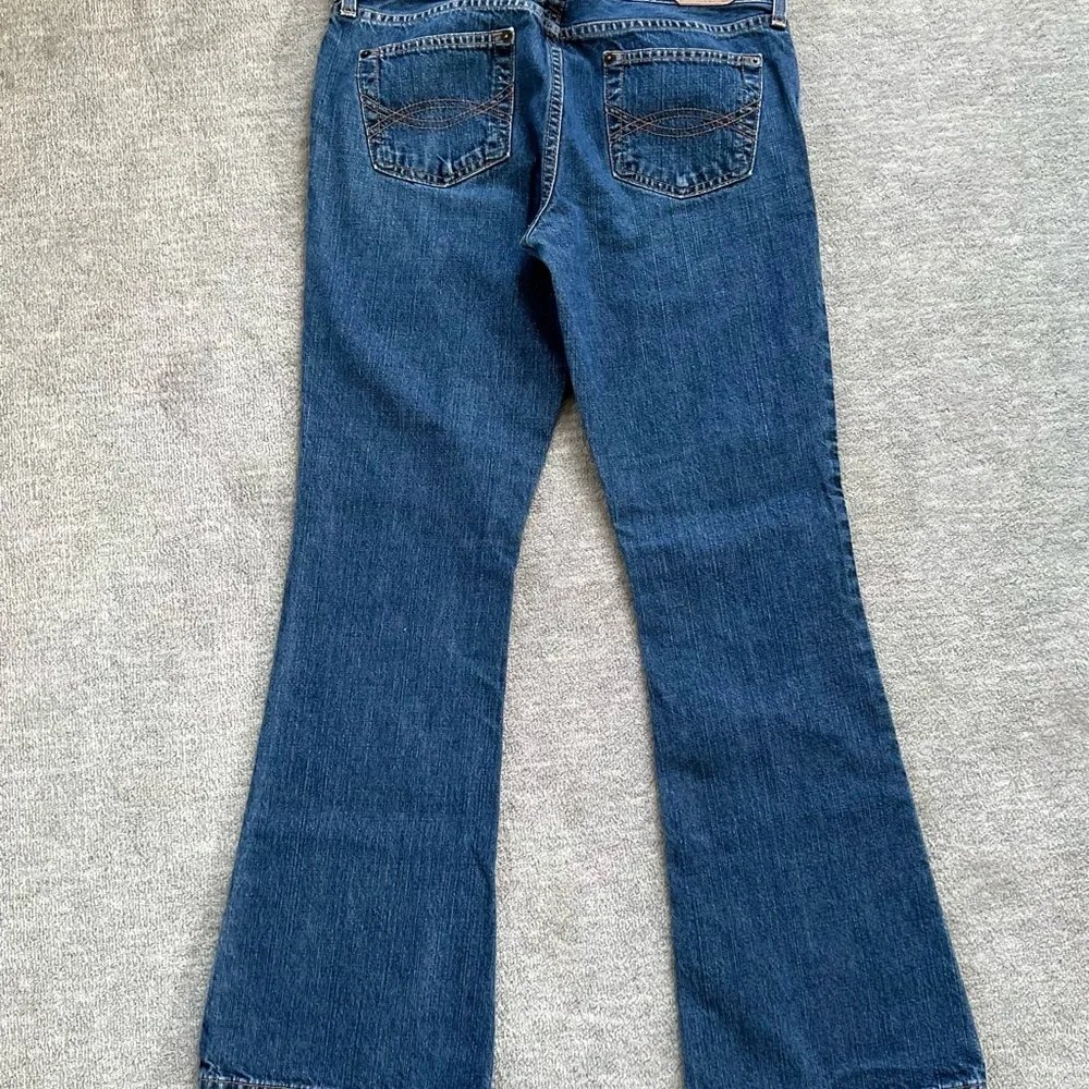 Abercrombie & Fitch Button Fly Flare Jeans - Picture 2 of 8